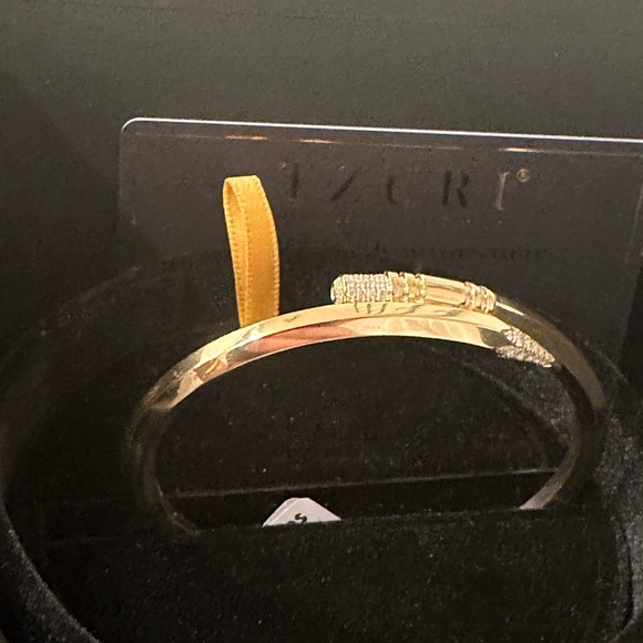 18k yellow gold bracelet with 0.44 carat diamonds